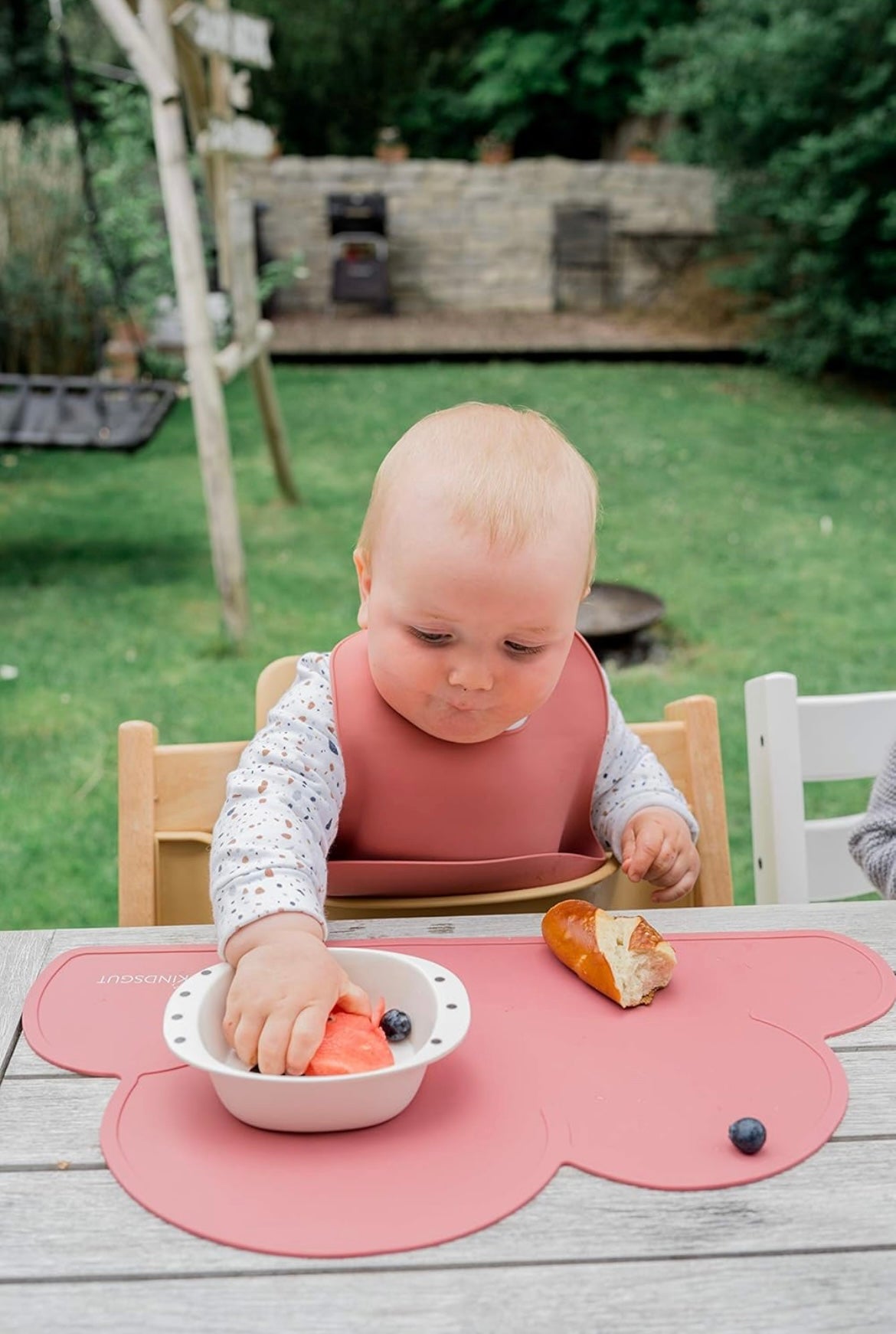 Kindsgut Set de Table Enfant en Silicone étanche et antidérapant en Forme de Nuage, aux Couleurs discrètes, Rose foncé